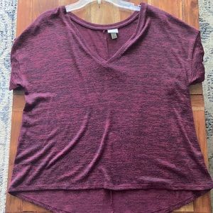 Maroon short sleeve tee!